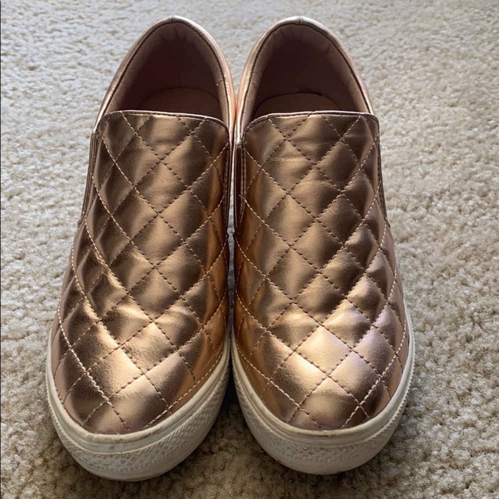 Wanted slip on wedge sneaker